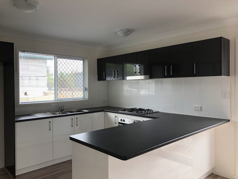 Photo - 9 Horton Street, Kingston QLD 4114 - Image 4