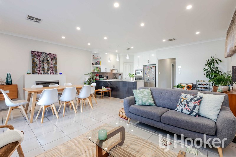 Photo - 9 Howard Street, Flinders Park SA 5025 - Image 6