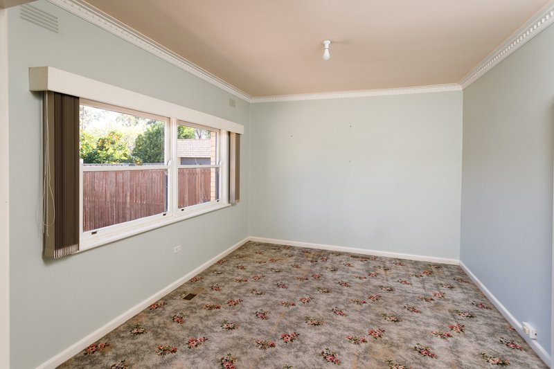 Photo - 9 Hughes Street, Tatura VIC 3616 - Image 13