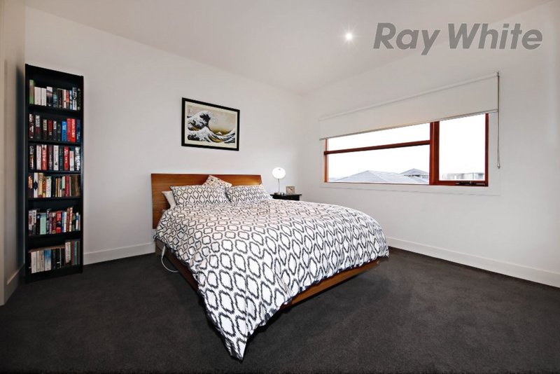 Photo - 9 Hugo Drive, Point Cook VIC 3030 - Image 19