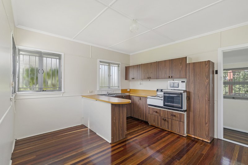 Photo - 9 Humber Street, Salisbury QLD 4107 - Image 3