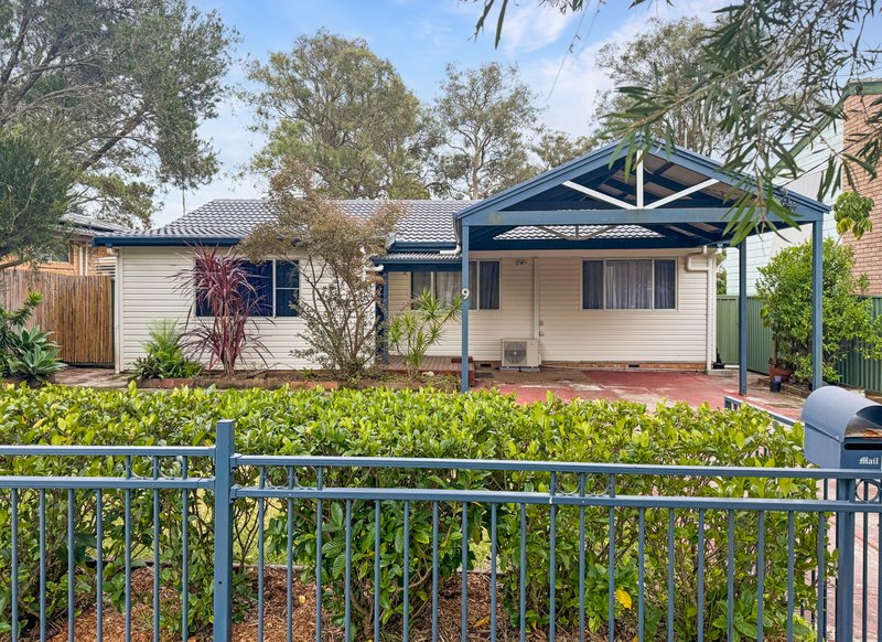 Photo - 9 Hunter Street, Charmhaven NSW 2263 - Image 1