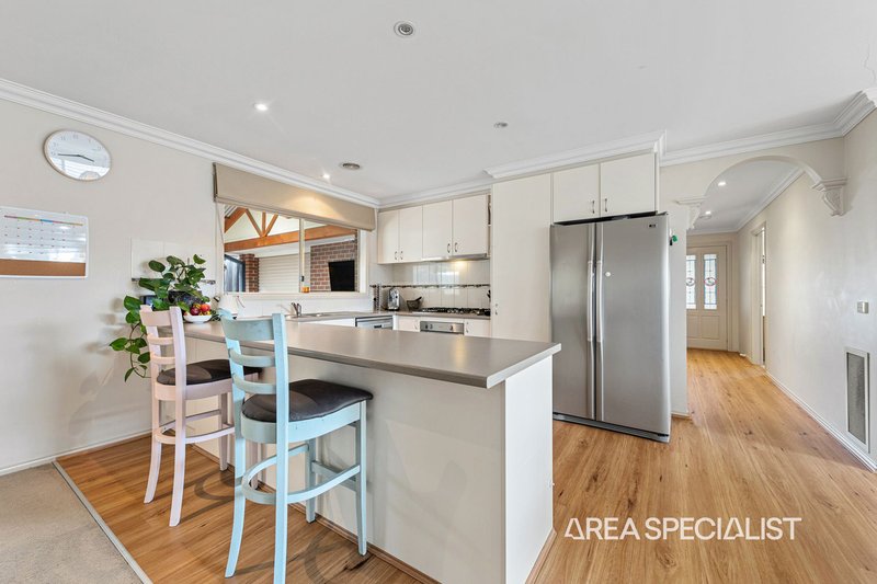 Photo - 9 Huron Parkway, Pakenham VIC 3810 - Image 3