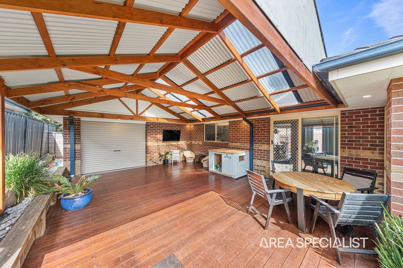 Photo - 9 Huron Parkway, Pakenham VIC 3810 - Image 5