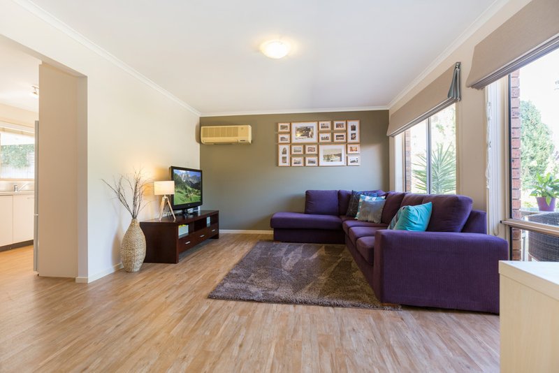 Photo - 9 Huxley Place, Palmerston ACT 2913 - Image 2