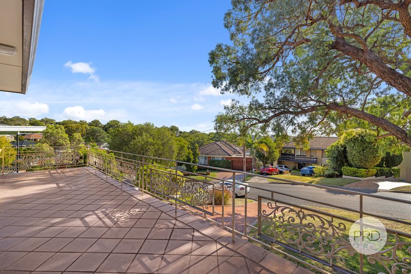 Photo - 9 Illinga Place, Lugarno NSW 2210 - Image 6