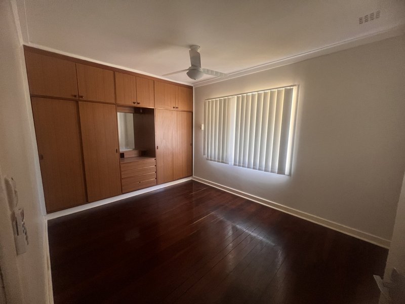 Photo - 9 Ilma Street, Gosnells WA 6110 - Image 2