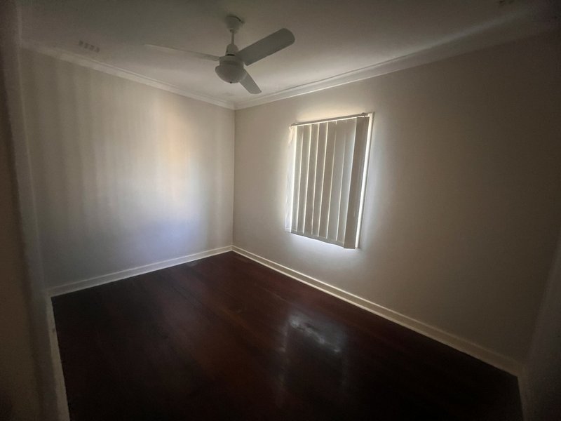 Photo - 9 Ilma Street, Gosnells WA 6110 - Image 3