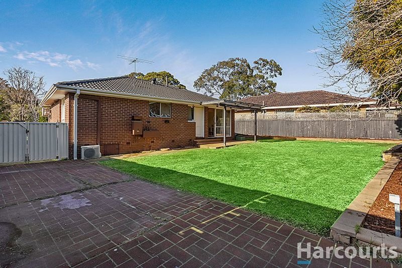 Photo - 9 Ilora Court, Glen Waverley VIC 3150 - Image 2