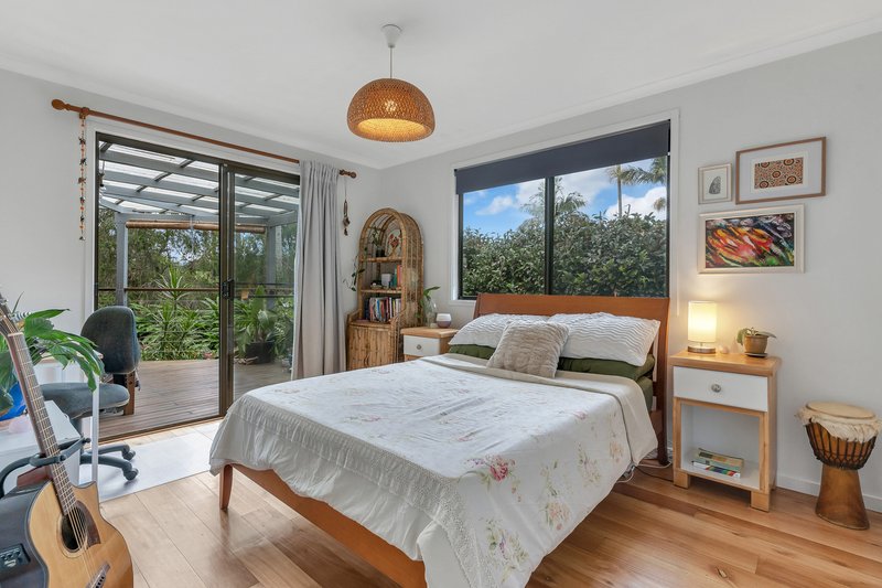 Photo - 9 Inderwong Avenue, Ocean Shores NSW 2483 - Image 12