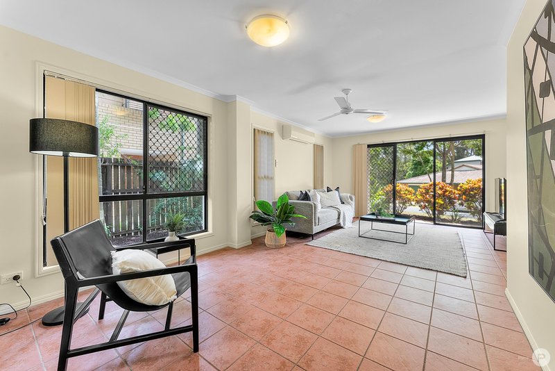 Photo - 9 Indigo Crescent, Mitchelton QLD 4053 - Image 2