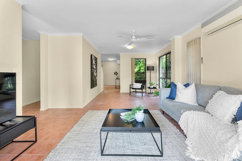 Photo - 9 Indigo Crescent, Mitchelton QLD 4053 - Image 3