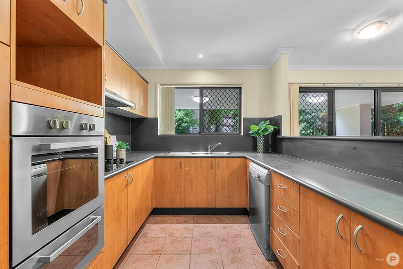 Photo - 9 Indigo Crescent, Mitchelton QLD 4053 - Image 7