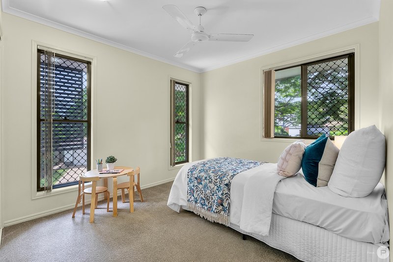 Photo - 9 Indigo Crescent, Mitchelton QLD 4053 - Image 14