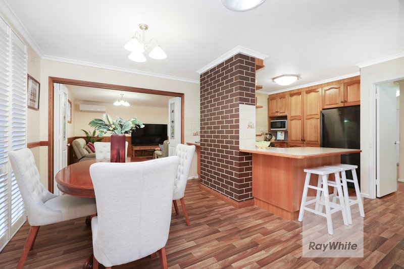 Photo - 9 Inglewood Court, Gladstone Park VIC 3043 - Image 6