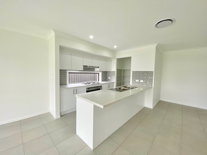 Photo - 9 Integrity Street, Cameron Park NSW 2285 - Image 12