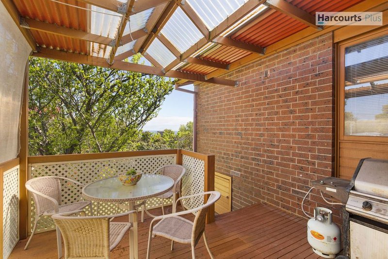 Photo - 9 Intrepid Crescent, Hallett Cove SA 5158 - Image 15