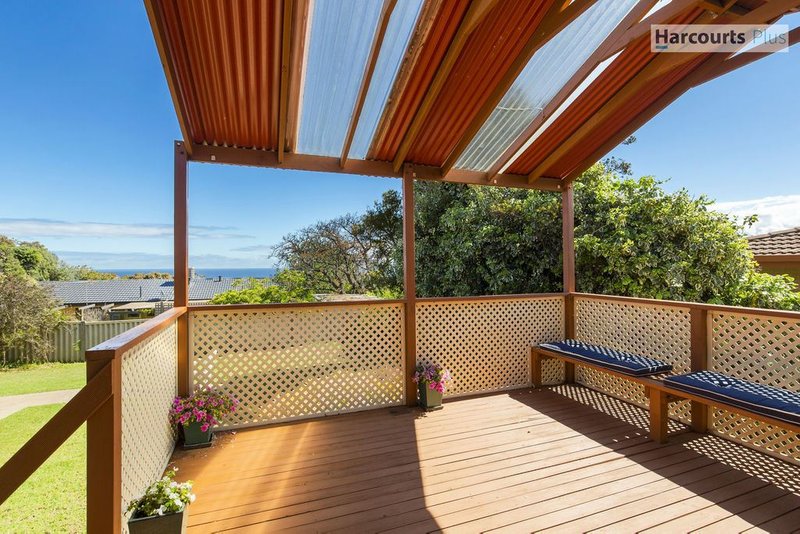 Photo - 9 Intrepid Crescent, Hallett Cove SA 5158 - Image 18