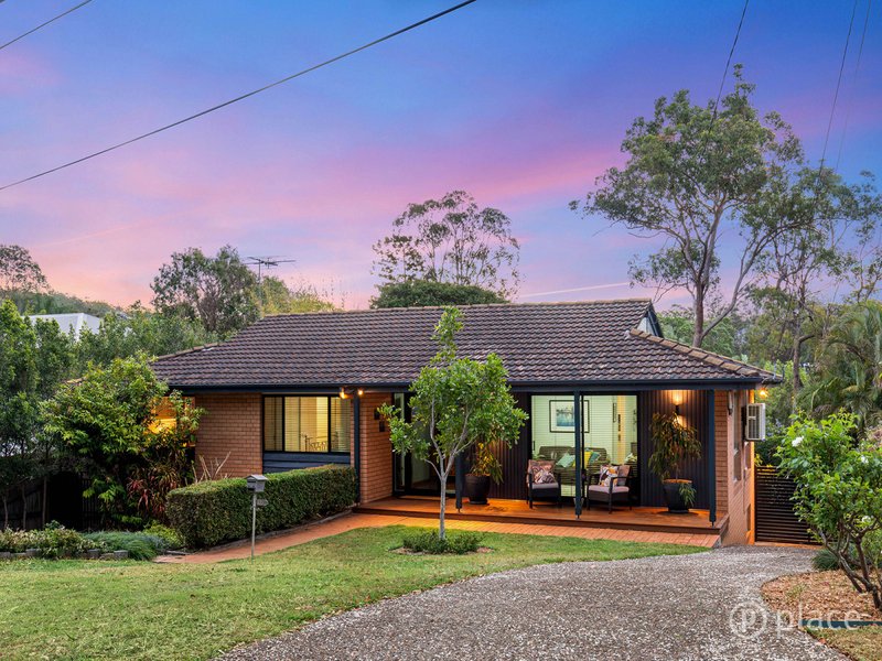 Photo - 9 Isabella Street, Tarragindi QLD 4121 - Image 2