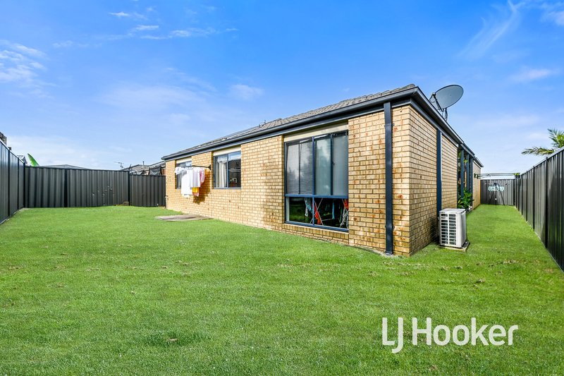 Photo - 9 Ivory Drive, Pakenham VIC 3810 - Image 11