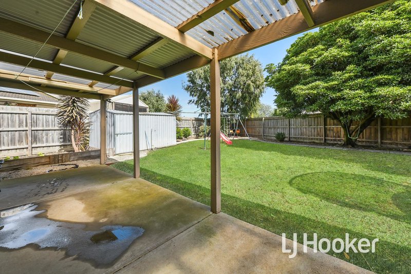 Photo - 9 Jacinta Drive, Cranbourne West VIC 3977 - Image 9