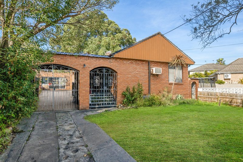 Photo - 9 Jacqueline Crescent, Greenacre NSW 2190 - Image 1