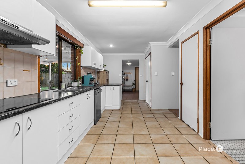 Photo - 9 James Cash Court, Albany Creek QLD 4035 - Image 9