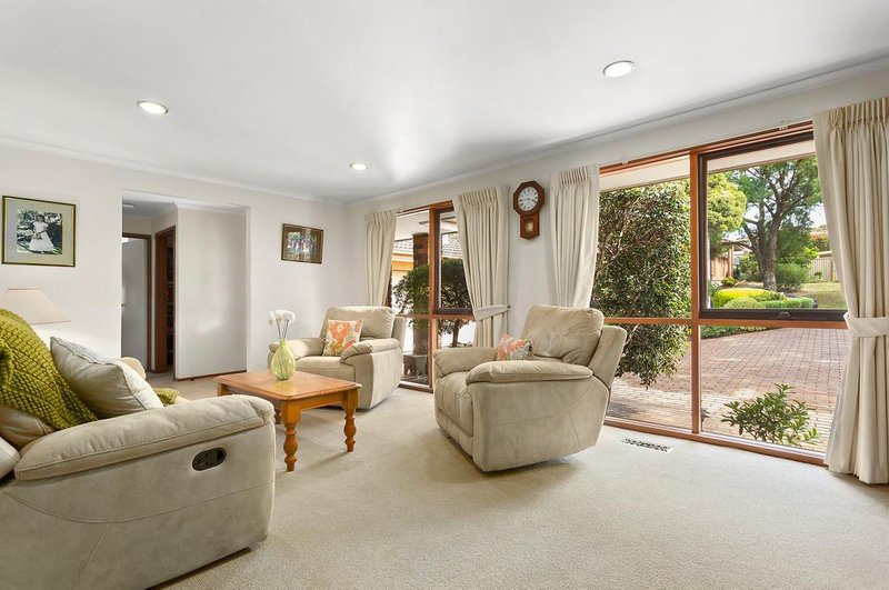 Photo - 9 James Milne Drive, Croydon North VIC 3136 - Image 3