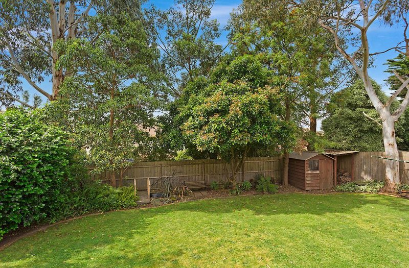 Photo - 9 James Milne Drive, Croydon North VIC 3136 - Image 7