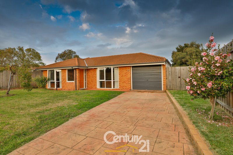 9 Jan Maree Court, Pakenham VIC 3810