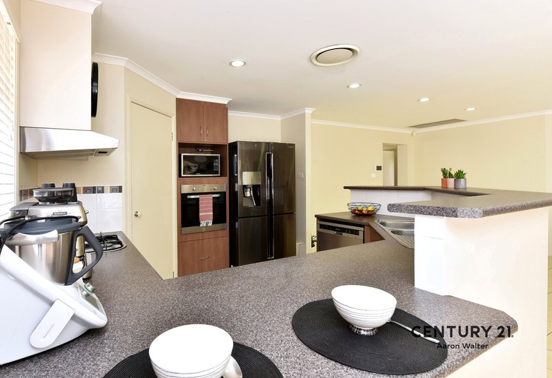 Photo - 9 Janus Close, Cameron Park NSW 2285 - Image 6