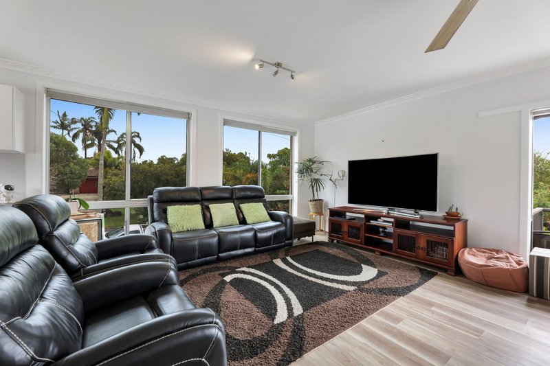 Photo - 9 Jarmo Crescent, Southport QLD 4215 - Image 7