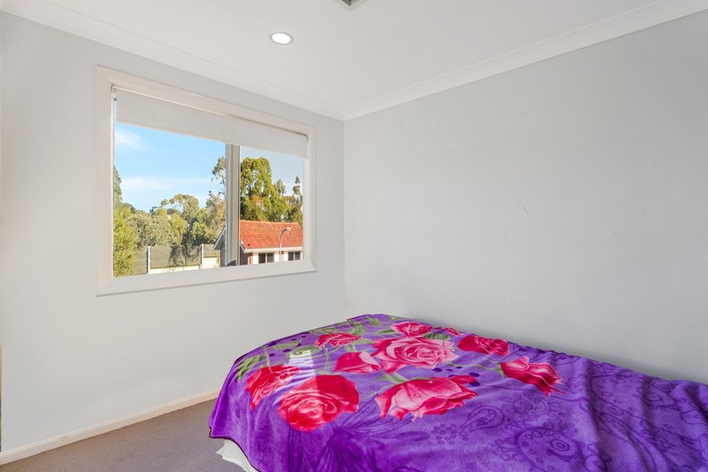 Photo - 9 Jarrah Avenue, Prestons NSW 2170 - Image 17