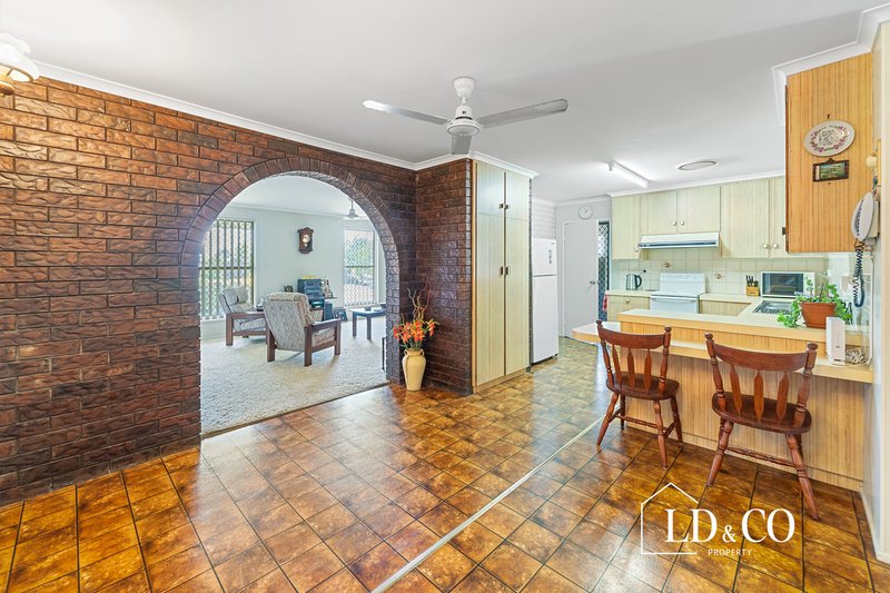 Photo - 9 Jarrah Street, Beaconsfield QLD 4740 - Image 4