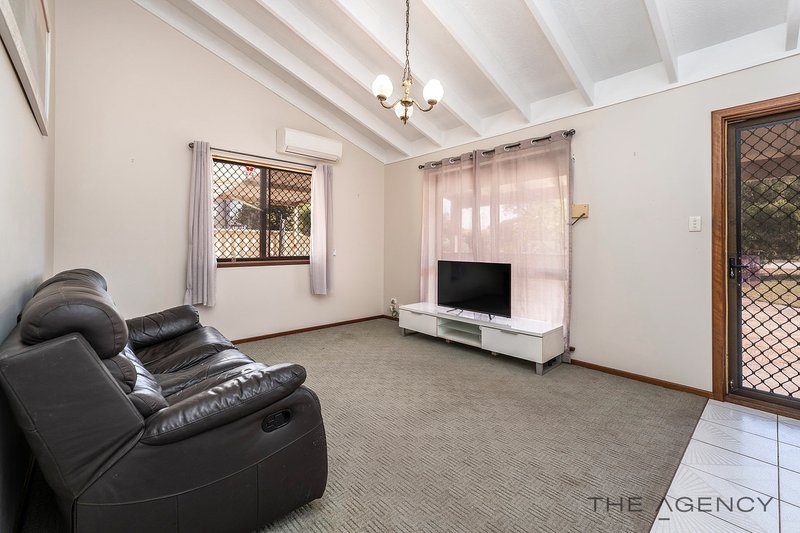 Photo - 9 Jarrah Street, Coodanup WA 6210 - Image 3