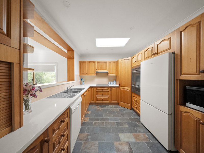 Photo - 9 Jasmine Avenue, Padstow Heights NSW 2211 - Image 3