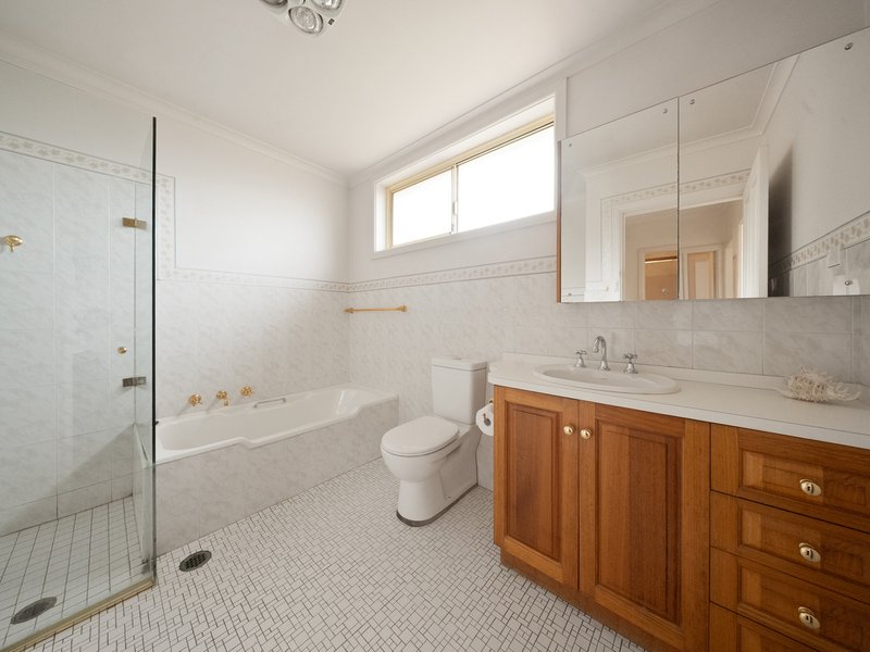 Photo - 9 Jasmine Avenue, Padstow Heights NSW 2211 - Image 8