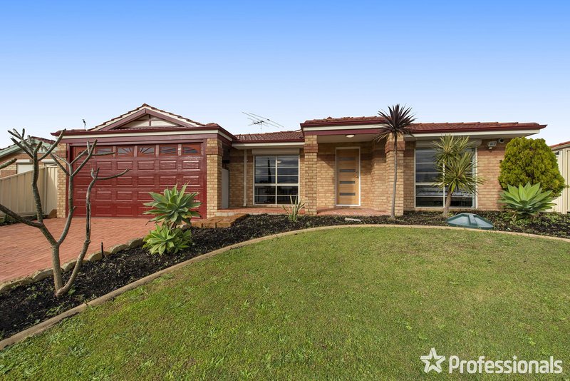 9 Jean Pierre Drive, Warnbro WA 6169