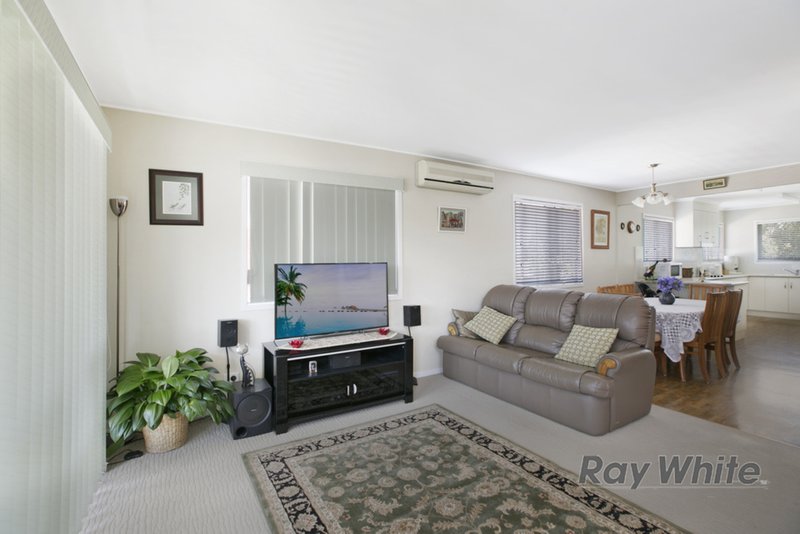 Photo - 9 Jeffrey Street, Capalaba QLD 4157 - Image 2