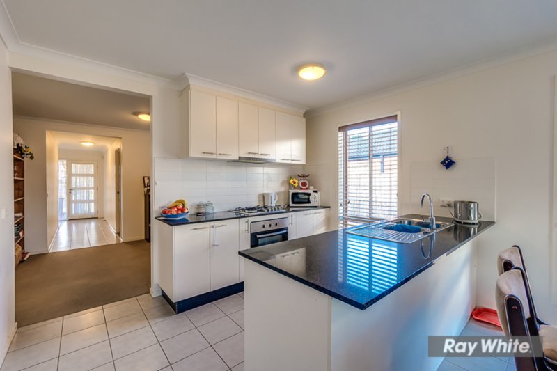 Photo - 9 Jeremy St , Tarneit VIC 3029 - Image 8