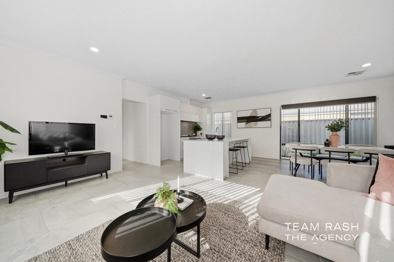 Photo - 9 Jerez Way, Brabham WA 6055 - Image 14