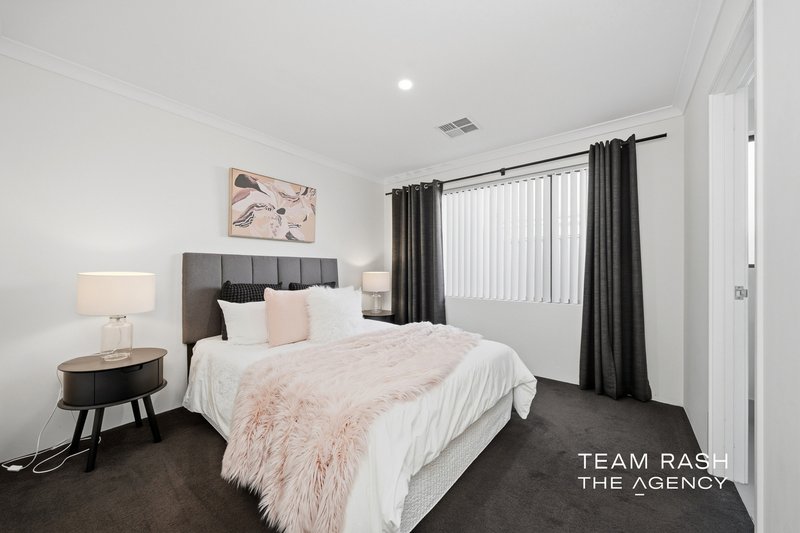 Photo - 9 Jerez Way, Brabham WA 6055 - Image 15