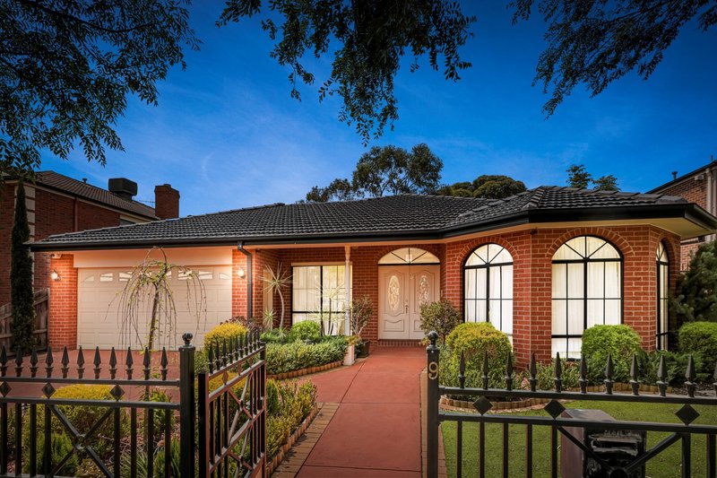 9 Jolimont Place, Dingley Village VIC 3172