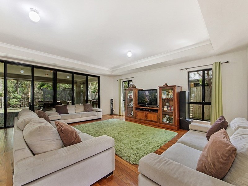 Photo - 9 Jondaryan Street, Ormeau QLD 4208 - Image 9