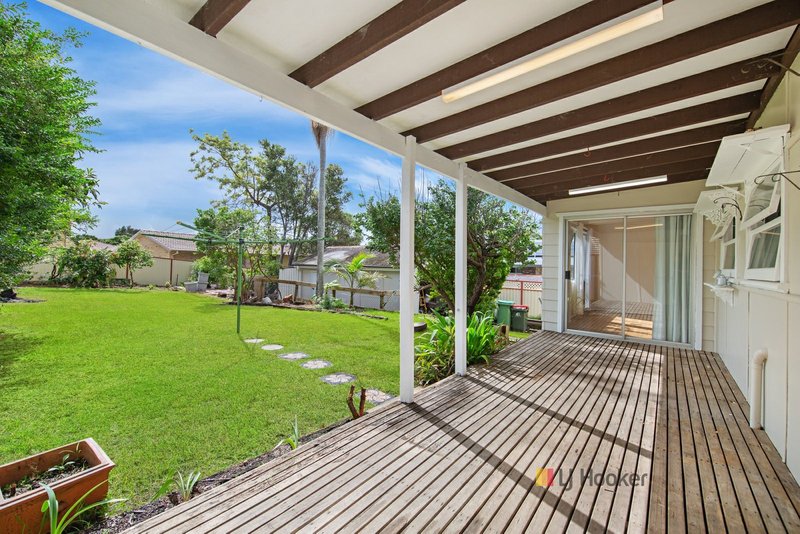 Photo - 9 Joy Street, Gorokan NSW 2263 - Image 9