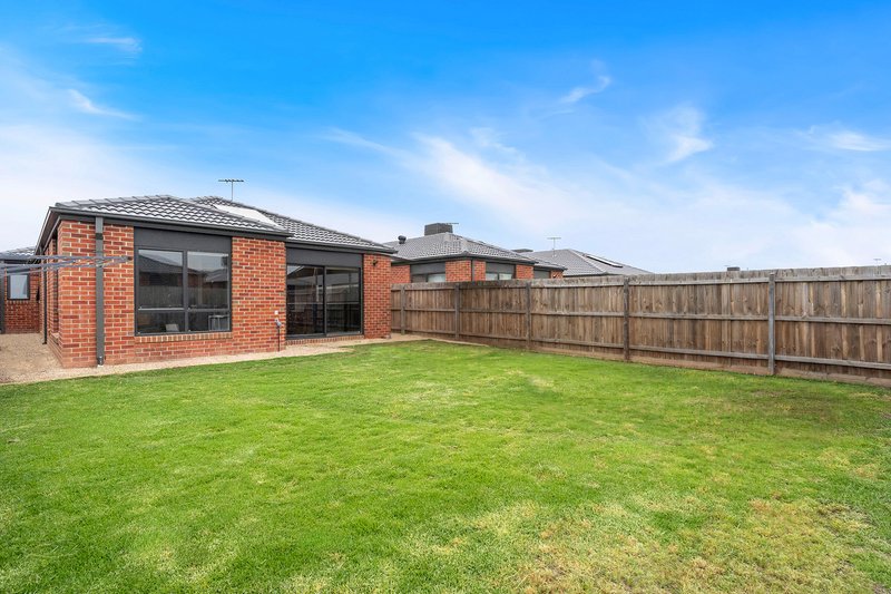 Photo - 9 Juniperina Circuit, Wallan VIC 3756 - Image 8
