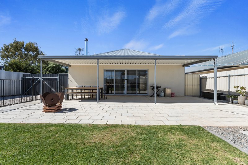 Photo - 9 Kadina Road, Moonta SA 5558 - Image 15