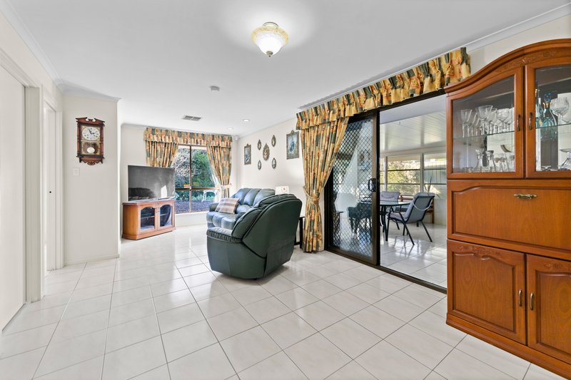 Photo - 9 Kareda Court, Hillbank SA 5112 - Image 5