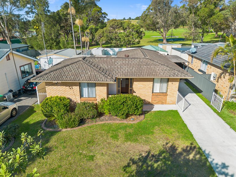 Photo - 9 Karingal Avenue, Koonawarra NSW 2530 - Image 1