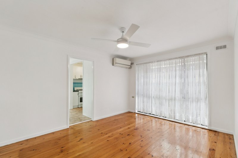 Photo - 9 Karingal Avenue, Koonawarra NSW 2530 - Image 3
